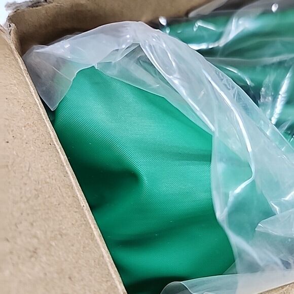 Inflatable Avocado Pool Float with Ball XL - Picture 7 of 8